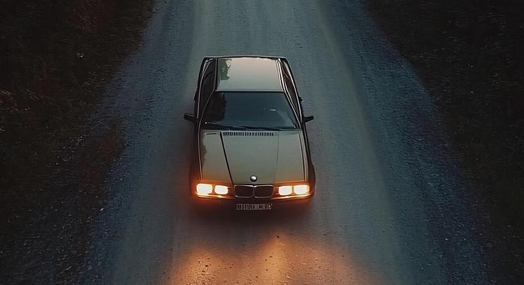 Alkuszszövetség: a 400 ezer érintett személyautóból 60–70 ezer kgfb-szerződését cserélhetik le