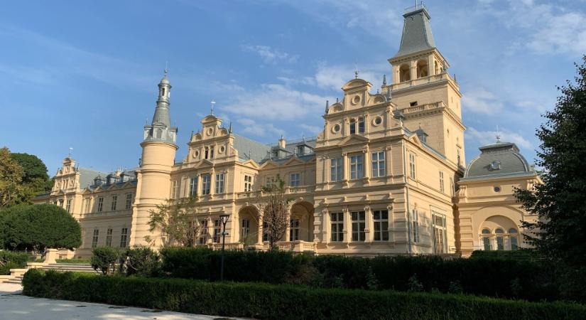 Grófok, akikről mást tanítottak – új filmmel kívánják helyreállítani az arisztokrácia becsületét