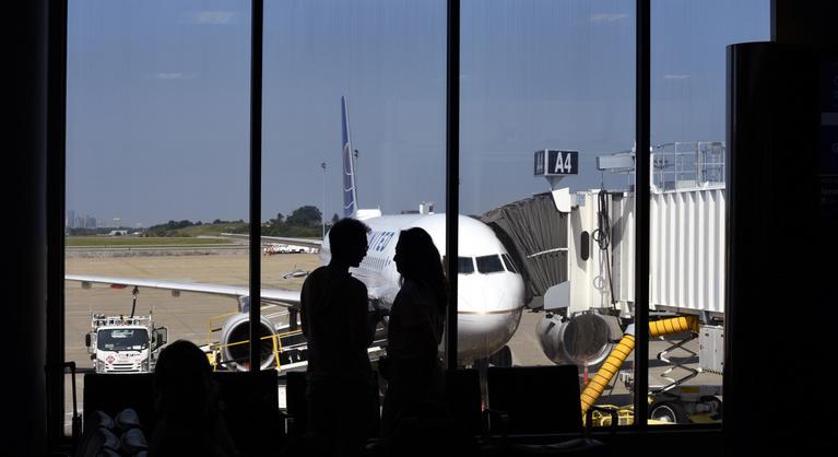 NKFH: több mint 15 millió forint kártalanítás jár a légiutasoknak