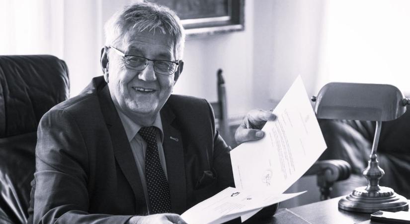 Elhunyt a műhibaperek hazai ikonja, Ábrahám László