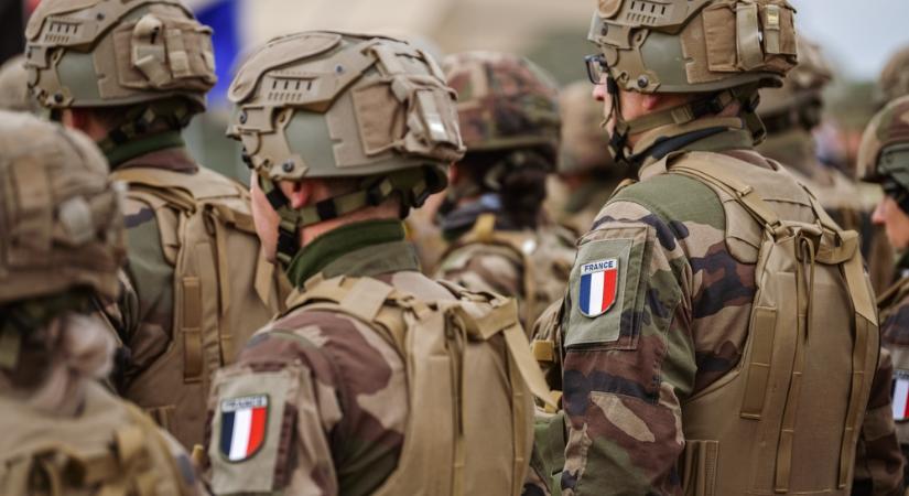 Fenyegető jelek: Franciaország is totális háborús pszichózisba került