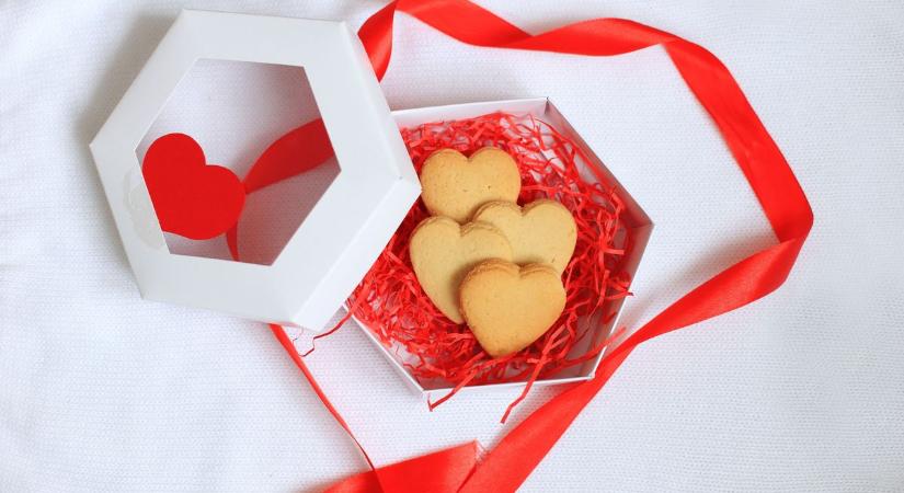 Ehető karácsonyi ajándék ötletek: egyszerű, házi finomságok minden ízlésre