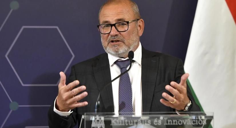 A miniszter szerint jó hír, hogy veszteséges ez az állami cég