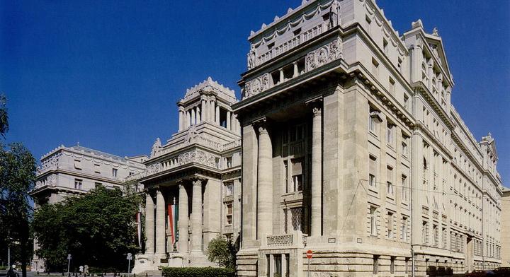 Fontos változás az adóperekben: a Kúria gyorsabban hozhat végleges döntést