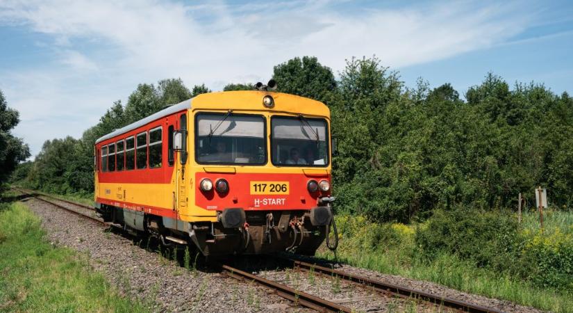 Három hónapja nem végzi el feladatát a NER-közeli Dunakeszi Járműjavító, Szlovákiába visz karbantartásra vonatokat a MÁV