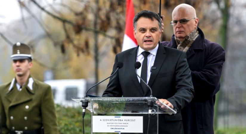 A Szovjetunióba hurcolt magyar politikai foglyokra emlékeztek Budapesten