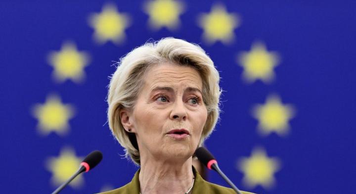 Von der Leyen: kizárólag Ukrajna hozhat döntéseket a saját fegyveres erőiről