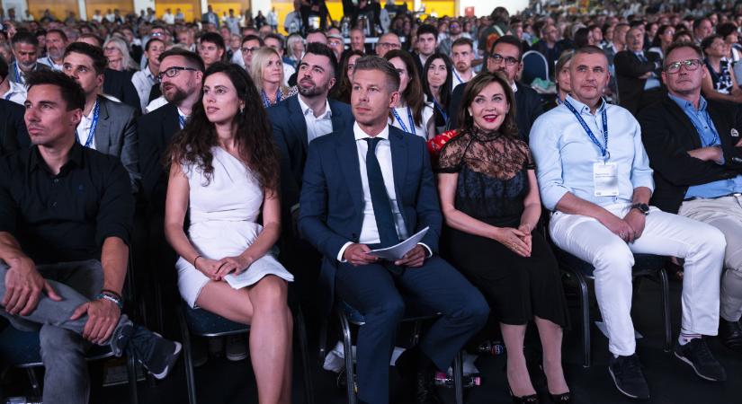 Fideszes és gyurcsányista múlttal is második fordulóba lehetett jutni, a megvariált bemutatkozás viszont átok volt a tisza jelöltversenyén