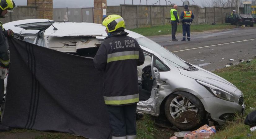 Tragédia: emberéletet követelt az aszódi karambol – terhes feleségét hátrahagyva menekült a tettes