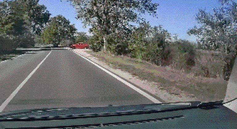 Egy centin múlt az ütközés, végzetes is lehetett volna