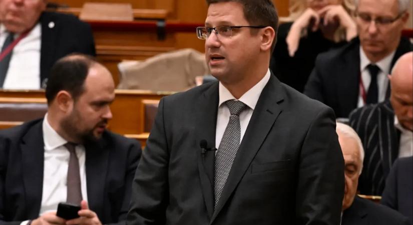 Gulyás Gergely: A kormány elkötelezett Budapest működésének fenntartása mellett