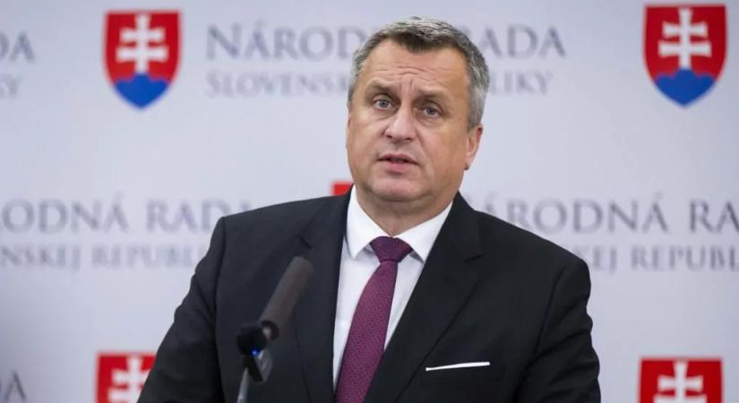 Danko: El a kezekkel a Beneš-dekrétumoktól!