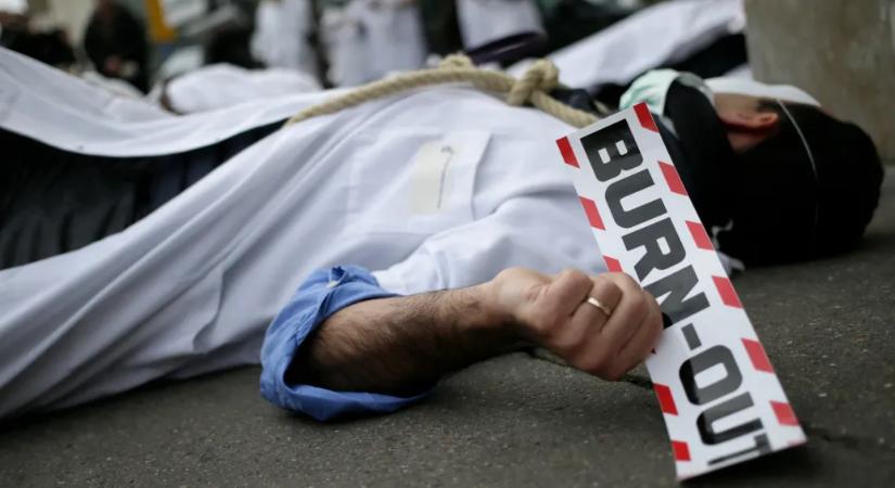 Rossz állapotban van az orvosok lelki állapota, százból kettőnél súlyos az öngyilkosság veszélye