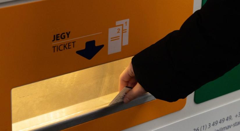 Akadozik az internetes vonatjegy-értékesítés