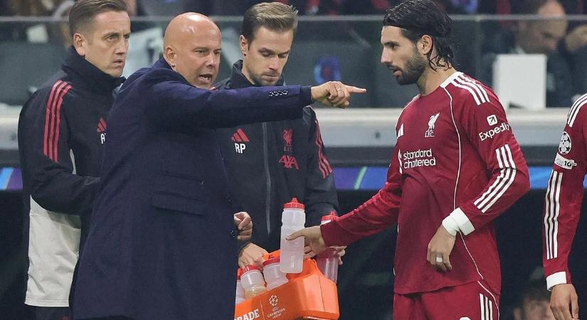 Arne Slot a Liverpool magyar játékosairól beszélt a csapat BL-meccse előtt
