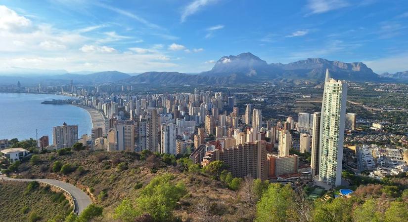 Benidorm okosan gondolkodik – Látogass el Spanyolország „legokosabb” tengerparti városába!