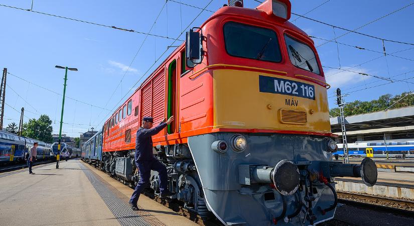 Nagy a baj a MÁV-nál, akadozik az online jegyértékesítés