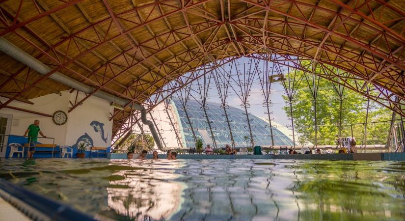 Mostantól péntektől vasárnapig mehetünk ebbe a dunántúli gyógyvizes fürdőbe