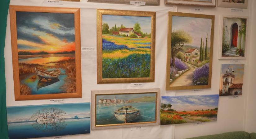 Mi legyen a fa alatt?