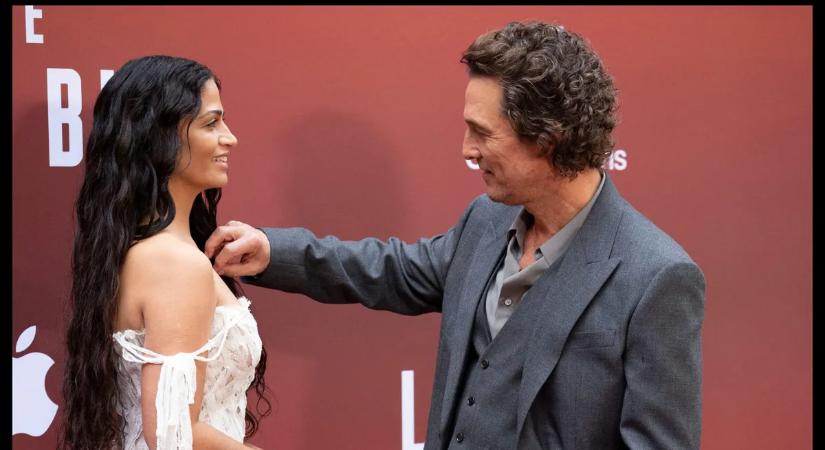 "Húsz évvel később is ő az egyetlen nő, akit randira akarok vinni” – Matthew McConaughey a házasságáról mesélt