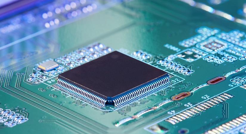 Magyarország is beszáll a félvezetőversenybe