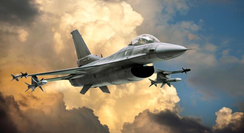 Román vadászgépek indultak bevetésre a Dunához