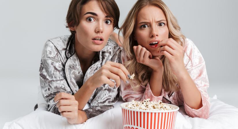 Ennyi ideig lenne szabad sorozatoznod, hogy ne legyen gondod az alvással