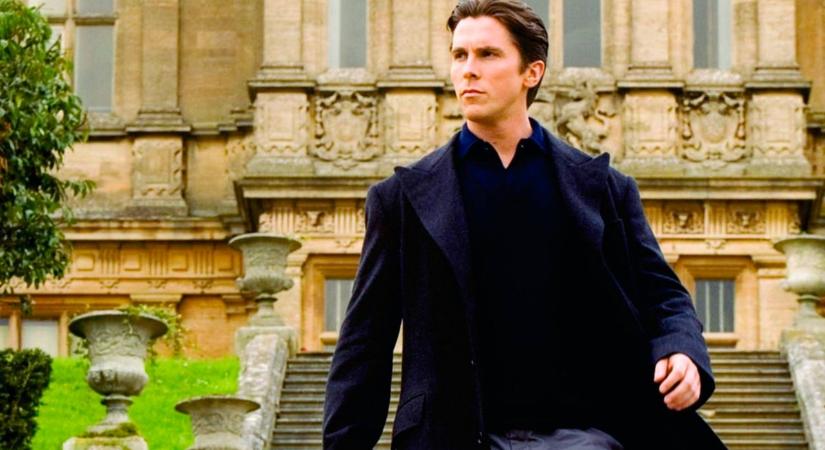 Az a Batman-kastély, amit Nolan után magára hagytak – az igazi Wayne-birtok rommá rohadhat