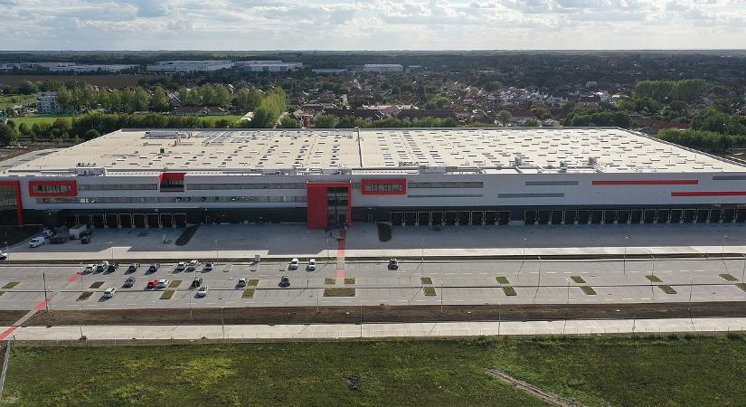 Újabb gigantikus logisztikai központ épült a körgyűrű mentén