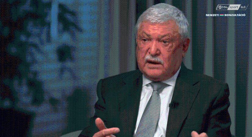 Marco Rossi marad, Csányi Sándor bocsánatkérést várt a szurkolóktól