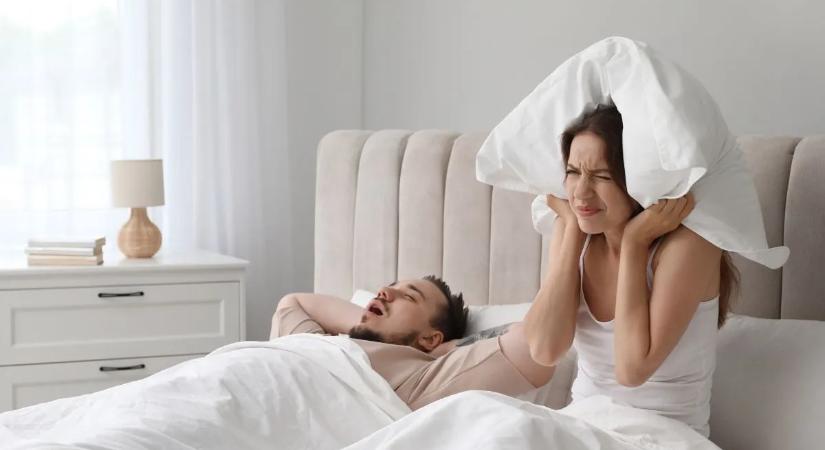 Hihetetlen, de működik: ettől az egyszerű házi praktikától megszűnik a horkolás!