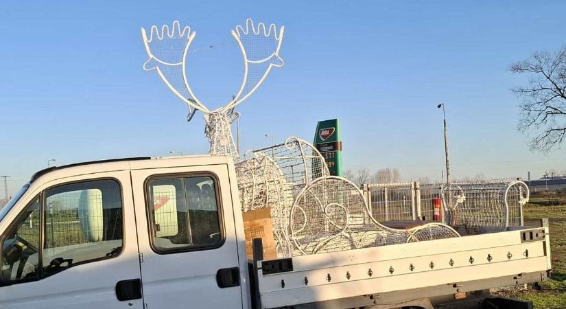 Ebben a jászkunsági városban már felbukkant a rénszarvas és a mikulás szánja