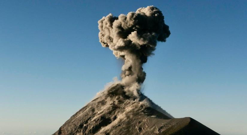 Vulkanológus: ez az etióp tűzhányó az írott történelem során még nem tört ki, így kereséssel kellett kezdeni