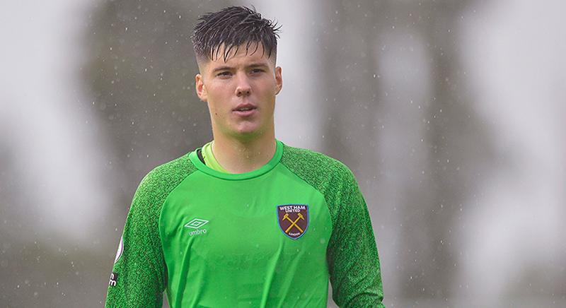 Légiósok: Hegyi újra kapott gól nélkül - bravúrokkal vitte a hátán angol csapatát