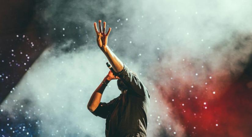 Már-már felismerhetetlenné fogyott a 90-es évek üdvöskéje