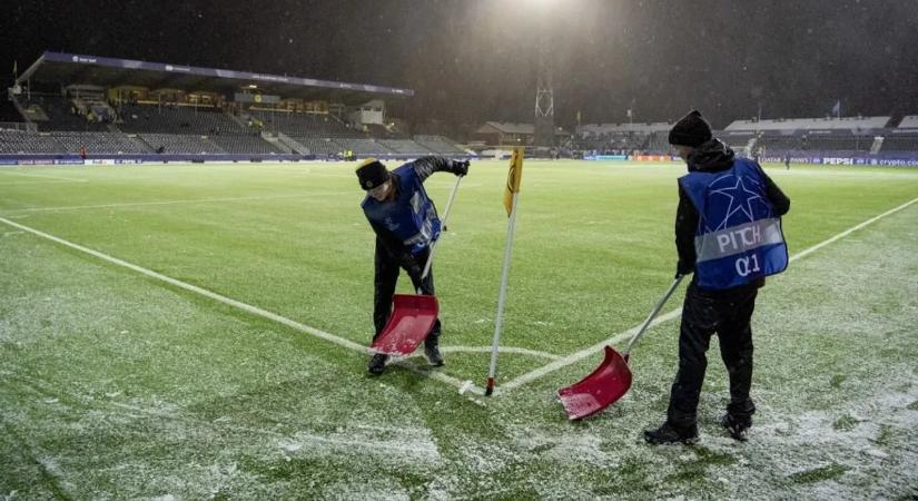Hólapátolás Norvégiában, Mourinho holland legendát csókolgatott Amszterdamban – képek