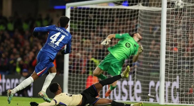 Lamine Yamalt háttérbe szorította egy másik 18 éves csodagyerek