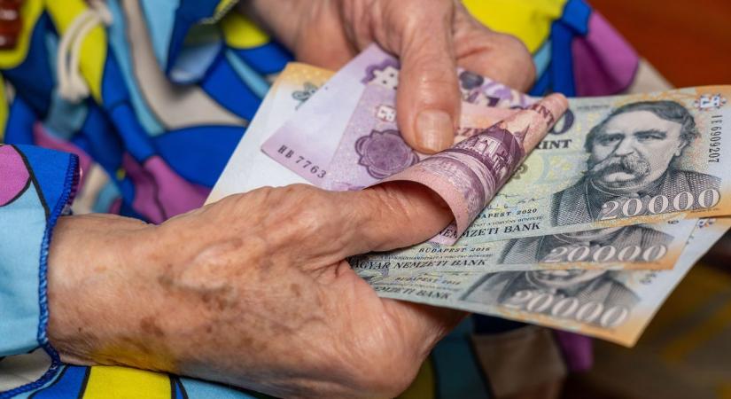 Most már hivatalos, nem 12-én érkezik majd a nyugdíj