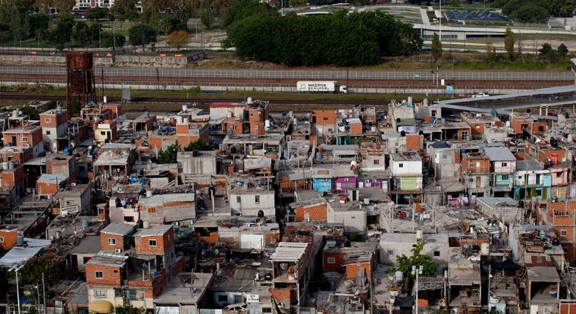 Meglepő eltűnés az argentin elnök botrányos kriptós projektjében