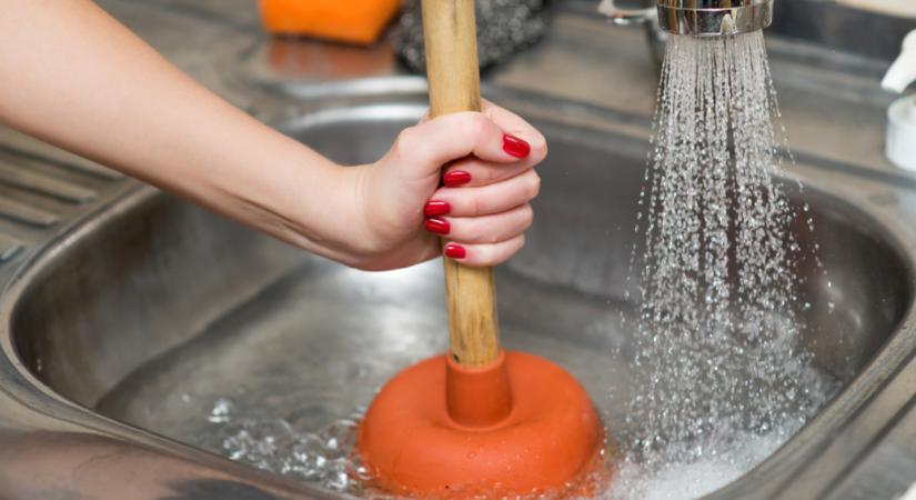 Elképesztő trükk: pillanatok alatt megszüntetheted a dugulást! Ráadásul fillérekért!