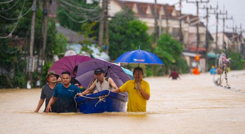 300 éve nem látott mennyiségű eső öntötte el Thaiföldet