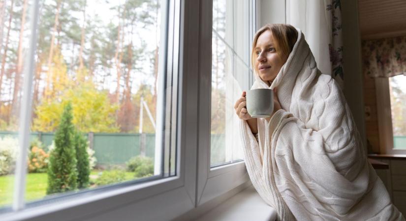 Önsajnálatba burkolózva