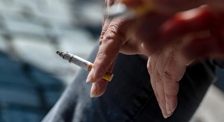 Rossz hír a dohánytermékek kedvelőinek, tovább emelkedett a cigaretta ára