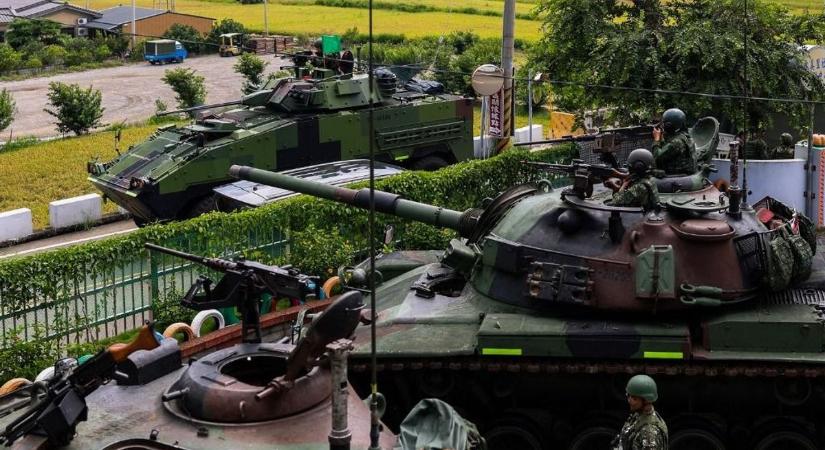 Hiába fenyegetett Kína, őrült fegyverkezésbe kezdett az ősellensége: Amerika dörzsölheti a tenyerét – megépül a Taiwan Dome