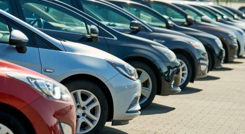 Használt áron venne új autót? Mutatjuk a legolcsóbb modelleket!