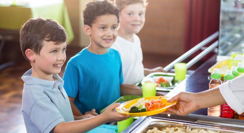 Ezt eszik a menzás gyerekek külföldön