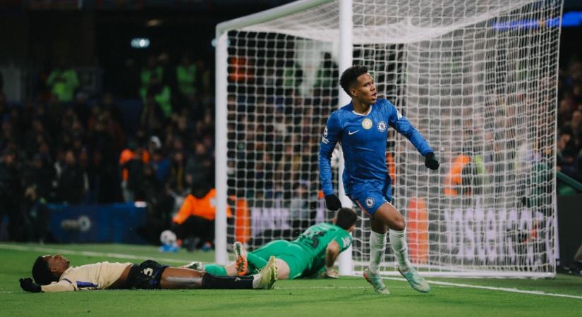Váratlan vörös vendég tűnt fel a Stamford Bridge-en - Chelsea-Barcelona 3:0