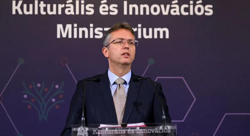 Hankó Balázs: Ezért fontos az ön véleménye Brüsszel háborús tervei ellen