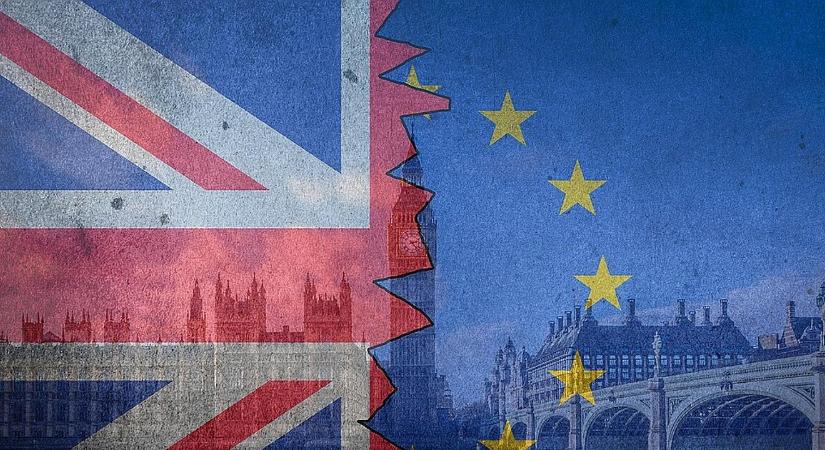Elképesztő szám, napi 200 milliárd forintot buknak a britek a Brexiten