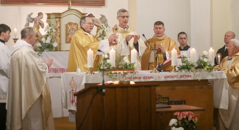 Templombúcsút tartottak Dágon